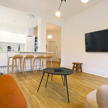 Le Chaleureux De Medreville - 6pers - 3chambres - 4lits - Terrasse * 낭시