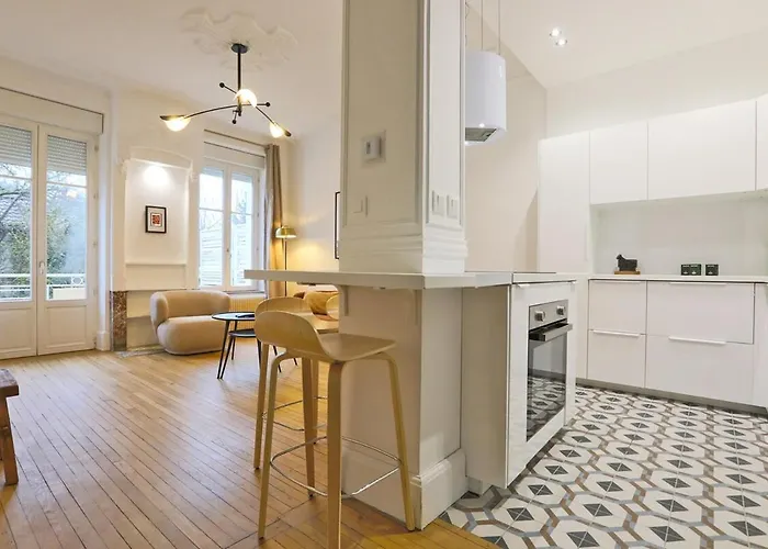 Le Chaleureux De Medreville - 6pers - 3chambres - 4lits - Terrasse Apartment *