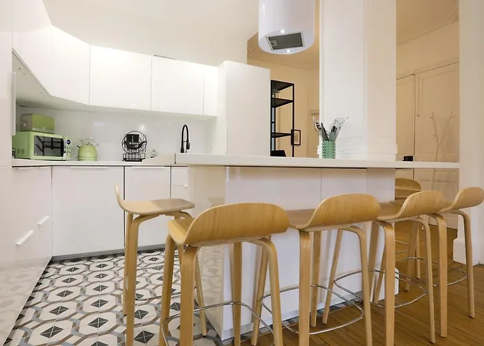 Apartment Le Chaleureux De Medreville - 6pers - 3chambres - 4lits - Terrasse Nancy