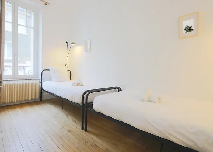 Le Chaleureux De Medreville - 6pers - 3chambres - 4lits - Terrasse Apartment *