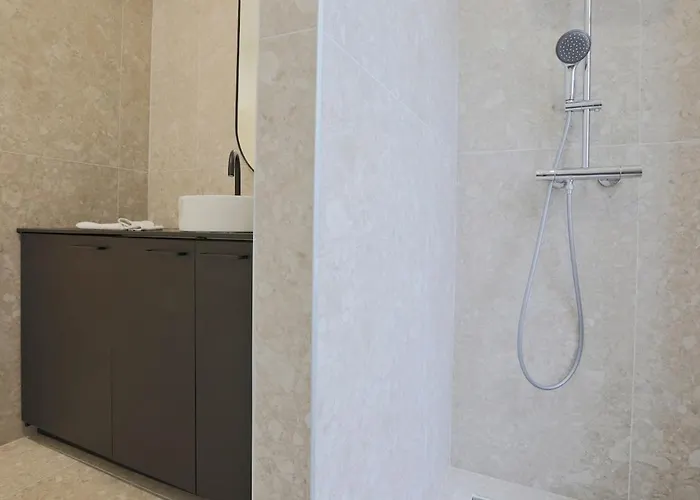 Le Chaleureux De Medreville - 6pers - 3chambres - 4lits - Terrasse * Nancy